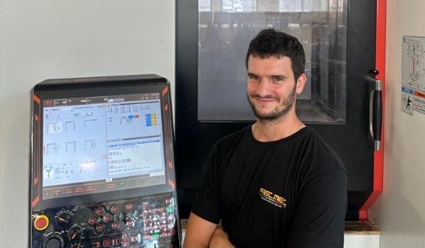 Nicolas Zanotelli, specialist programmer.